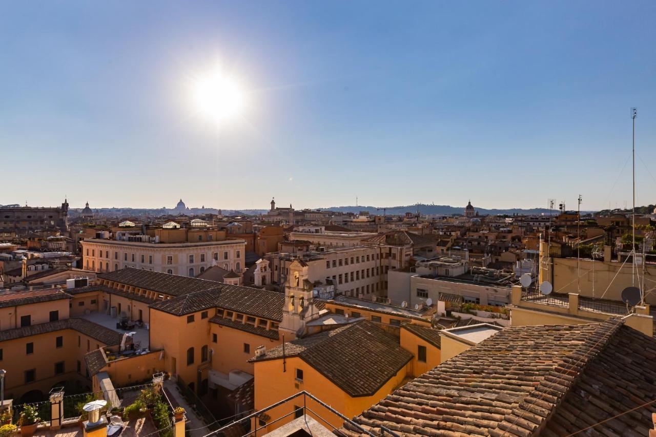 Отель Vivilo Roma Trevi - Luxury Experience - Private Jacuzzi On Terrace - Insane View Экстерьер фото
